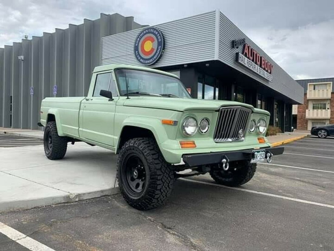 Jeep J20 truck automatic 4x4 restored 1985 with a 1965 front clip 1985 Jeep J20