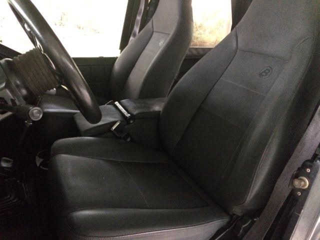 1993 Jeep Wrangler - photo 11