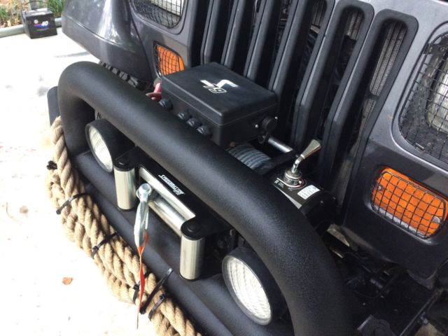 1993 Jeep Wrangler - photo 7