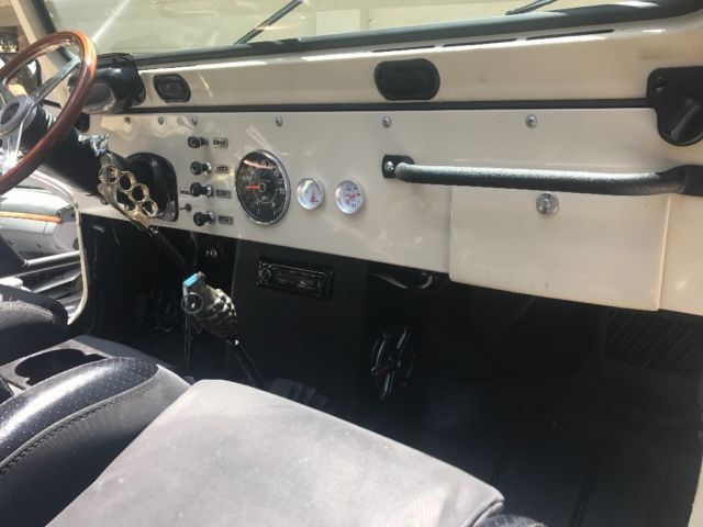 1982 Jeep CJ - photo 7