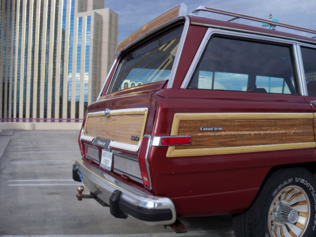 1985 Jeep Wagoneer -- - photo 13