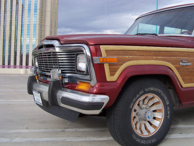 1985 Jeep Wagoneer -- - photo 9
