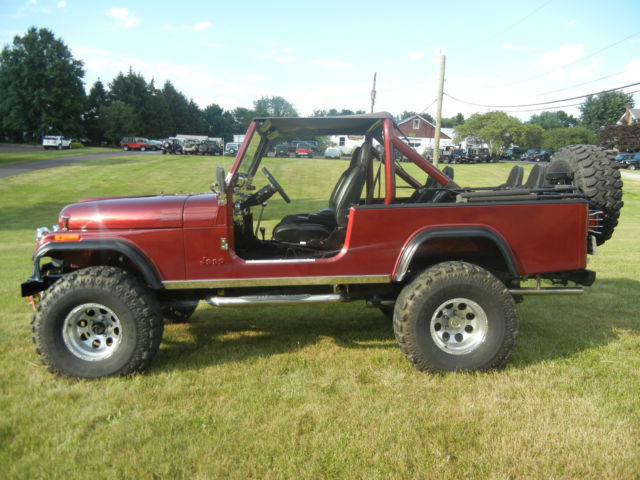 Jeep Wrangler CJ8 CJ-8 Scrambler 1982 Jeep CJ