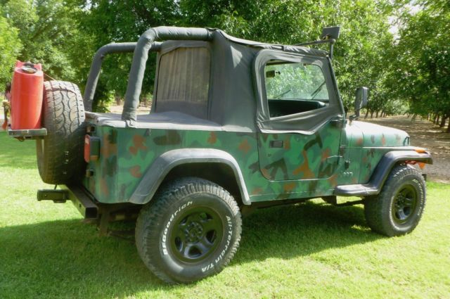 1993 Jeep Wrangler - photo 2