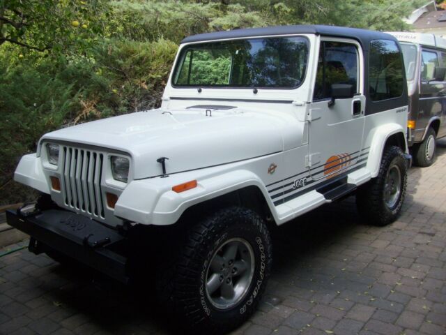 Jeep Wrangler Islander, Beautiful, Hardtop, Hard To Find Original Condition 1992 Jeep Wrangler Islander