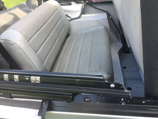 1989 Jeep Wrangler - photo 11