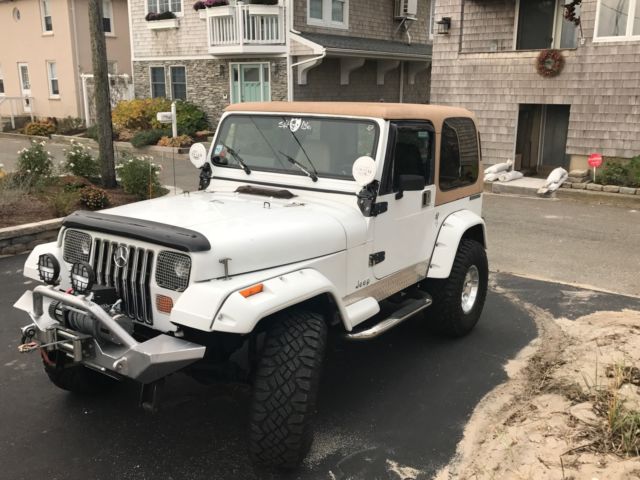 1990 Jeep Wrangler Base Sport Utility 2-Door - photo 2