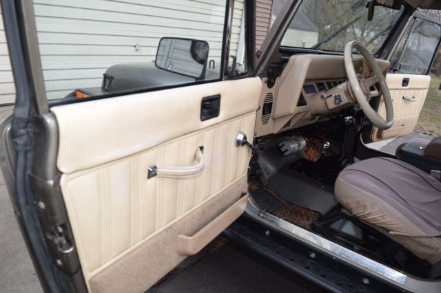 1989 Jeep Wrangler - photo 12