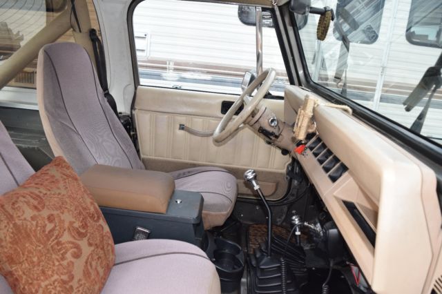 1989 Jeep Wrangler - photo 8