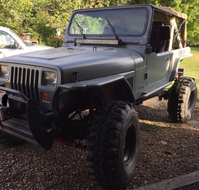 1989 Jeep Wrangler Sahara - photo 2