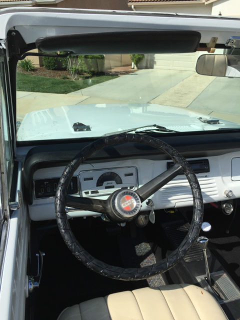 1967 Jeep JEEPSTER 4X4 CONVERTIBLE - photo 6