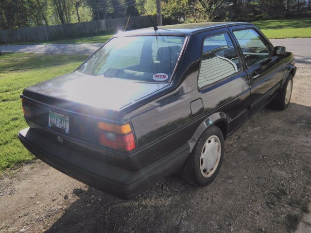 1989 Volkswagen Jetta base - photo 2