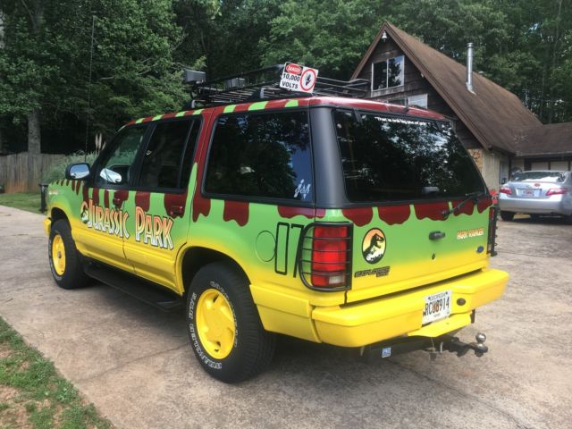 1993 Ford Explorer Limited Sport Utility 4-Door - photo 10