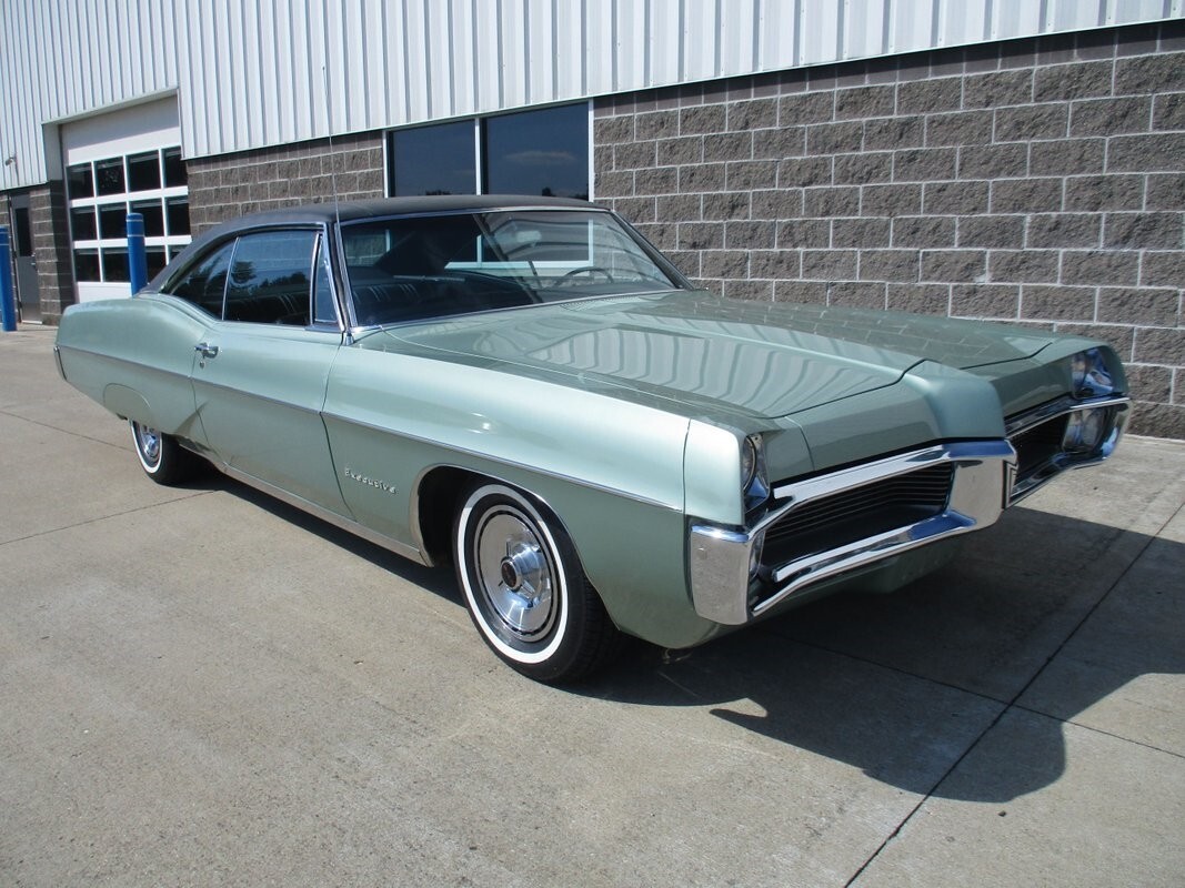 1967 Pontiac Executive Coupe - photo 2