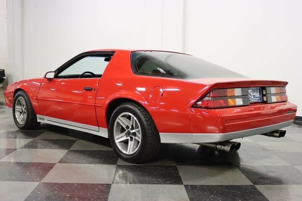 1983 Chevrolet Camaro Z/28 - photo 10