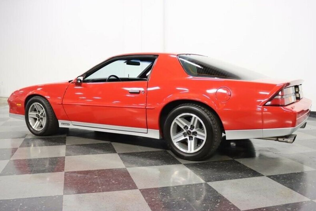 1983 Chevrolet Camaro Z/28 - photo 9