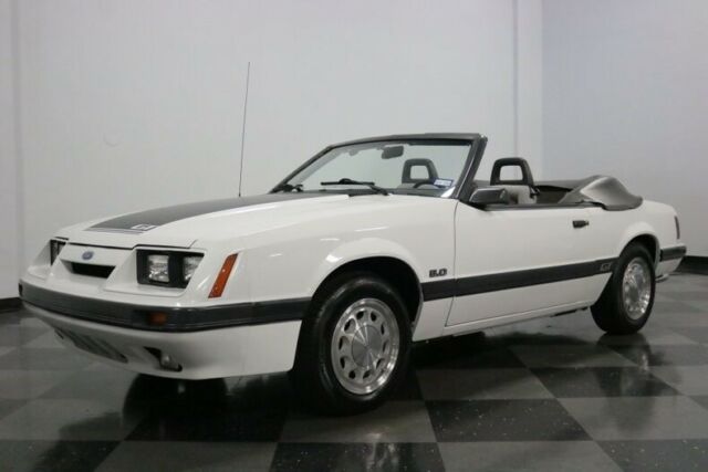 1985 Ford Mustang GT Convertible - photo 6