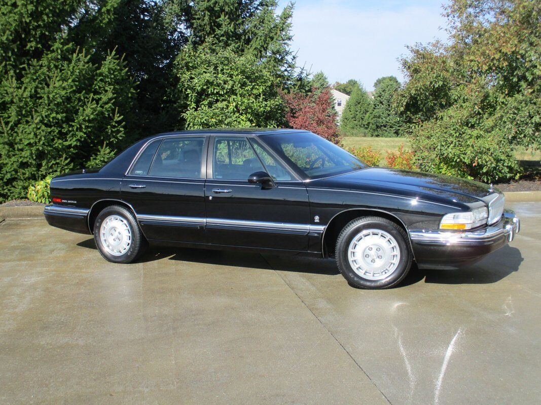 1993 Buick Park Avenue Ultra - photo 10