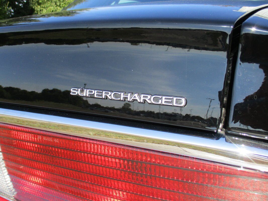 1993 Buick Park Avenue Ultra - photo 3
