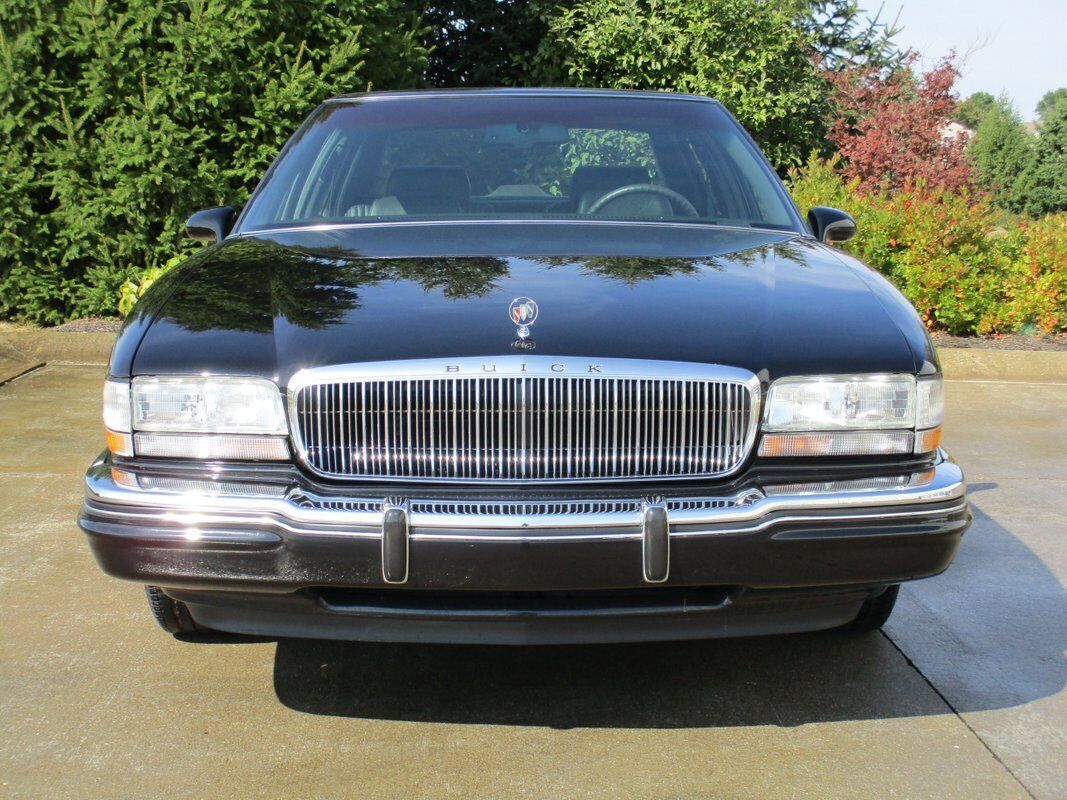 1993 Buick Park Avenue Ultra - photo 4