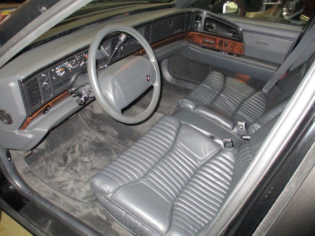 1993 Buick Park Avenue Ultra - photo 5