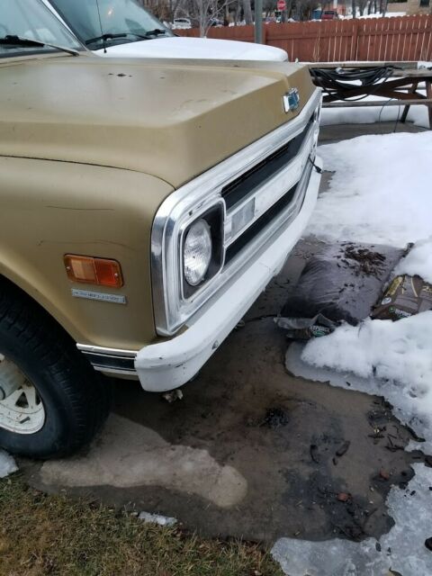 Just waiting for a refresh! 2nd Blazer w/o motor included (use for parts) 1970 Chevrolet Blazer