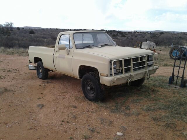 K30 M1008 CUCV 1 TON 4X4 D30 1984 Chevrolet C/K Pickup 3500