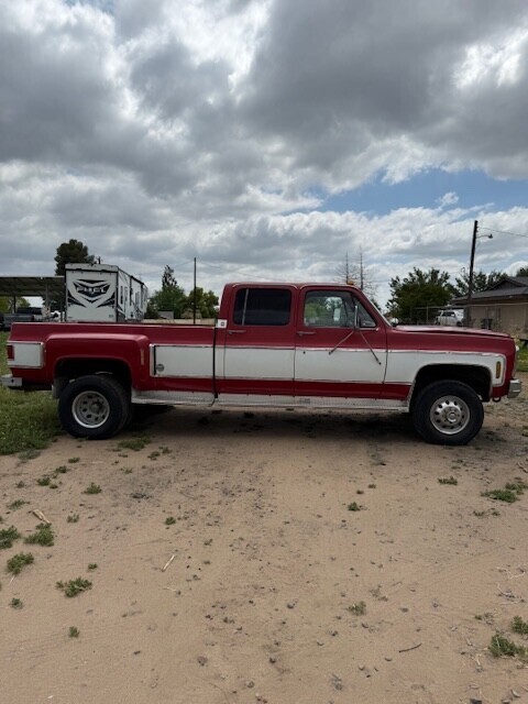 1977 Chevrolet C-10 k30 Silverado Squarebody dually 4x4 - photo 6