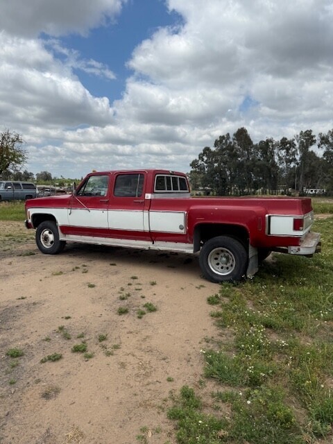 1977 Chevrolet C-10 k30 Silverado Squarebody dually 4x4 - photo 8