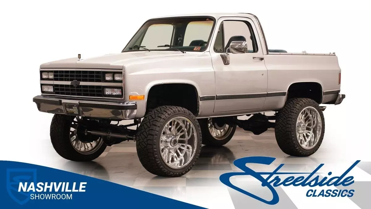 K5 Blazer soft top 6 inch lift US MAgs wheels four wheel discs 1989 Chevrolet Blazer K5 4x4