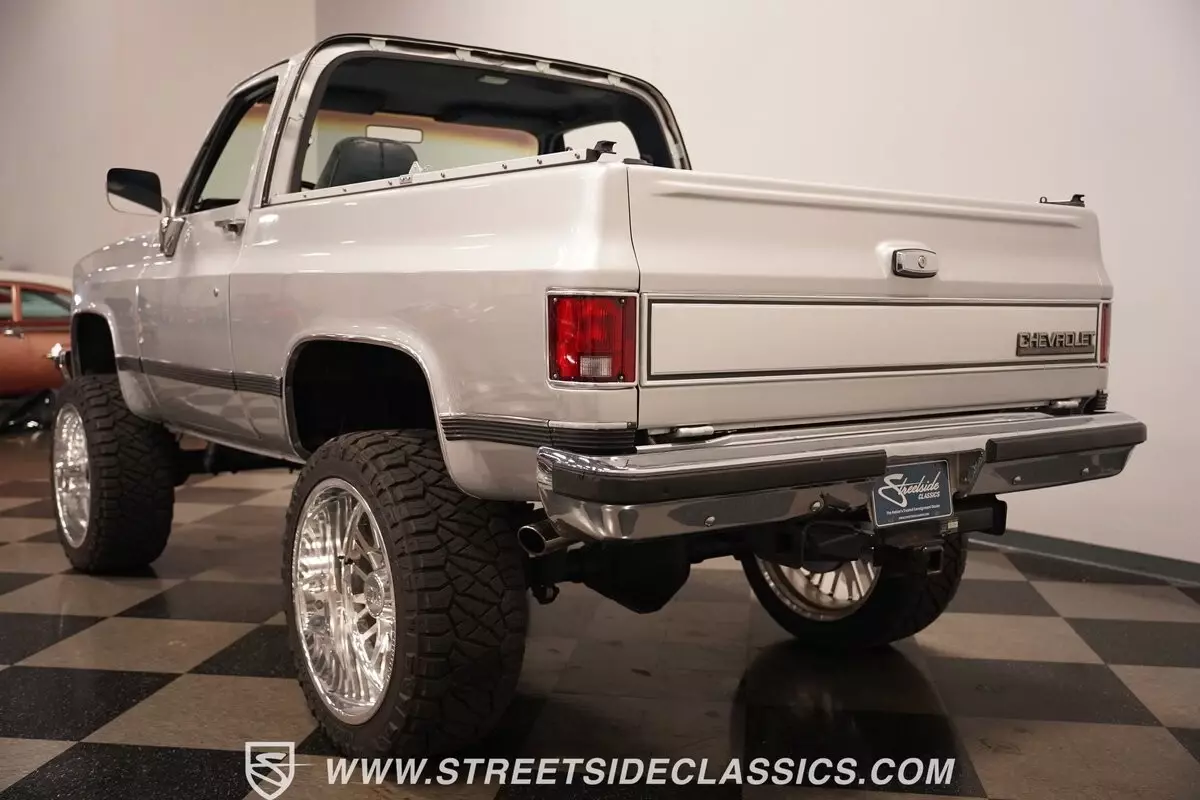 1989 Chevrolet Blazer K5 4x4 - photo 13