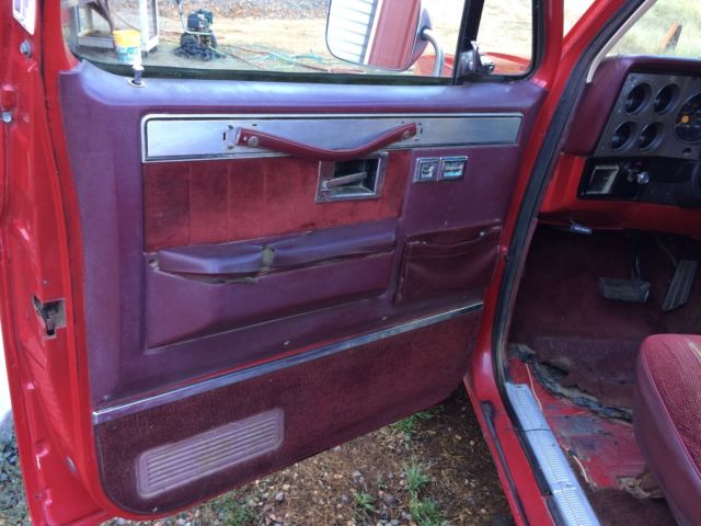 1986 Chevrolet Blazer Silverado - All Original - ZERO Rust - Loaded - photo 8