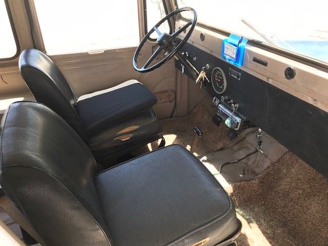 1969 Jeep Dispatcher DJ5A - photo 10