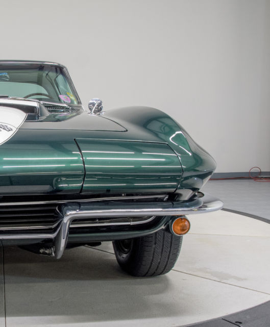 1965 Chevrolet Corvette - photo 10