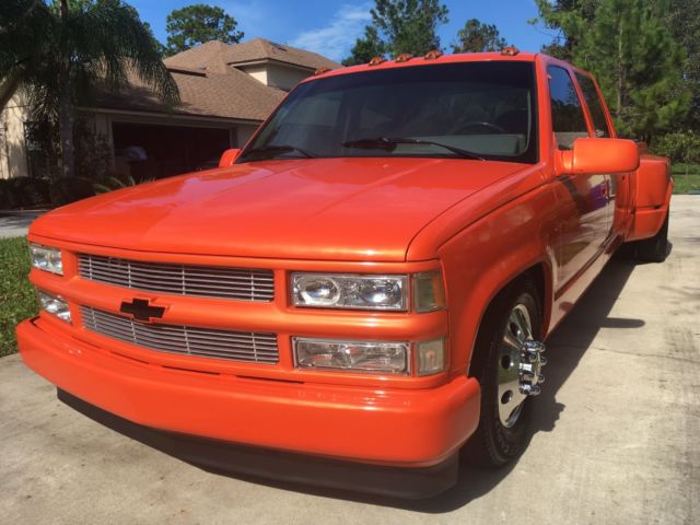 1994 Chevrolet C/K Pickup 3500 CREW CAB DUALLY - photo 2