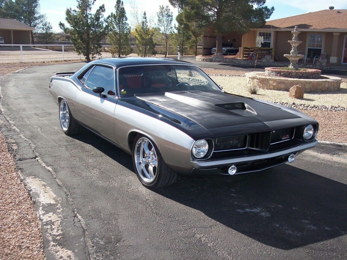 KINDIG-IT Design - 1972, Custom Cuda Restomod, Supercharged 6.4L HEMI 1972 Plymouth Barracuda