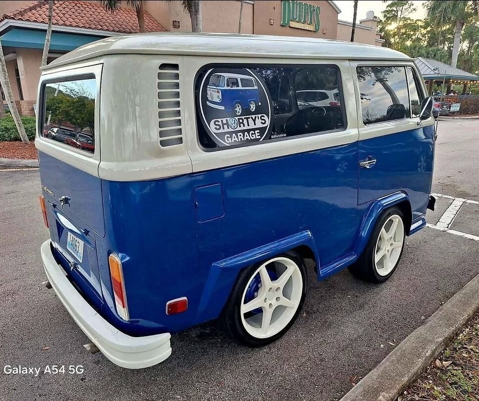 1973 Volkswagen Bus/Vanagon - photo 3