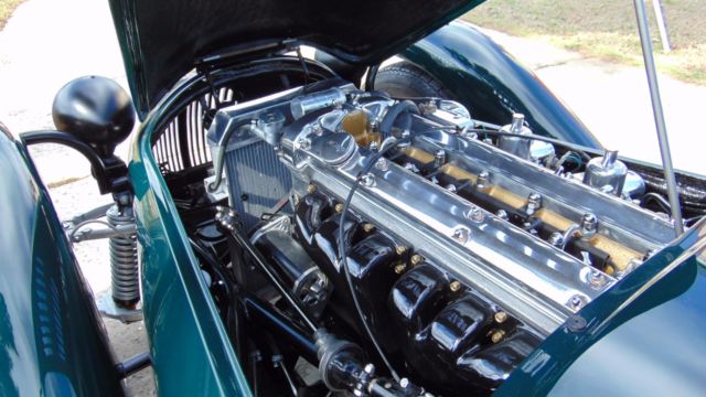 Kougar Race Car titled 1961 powered by Jaguar inline 6 Bright work Powder Coated 1961 Jaguar Kougar