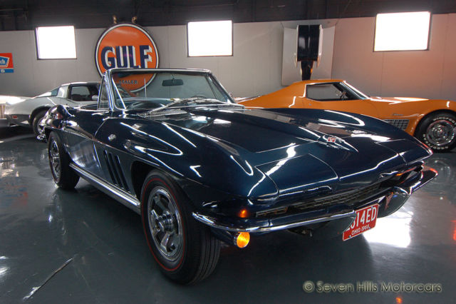 1966 Chevrolet Corvette Convertible - photo 2