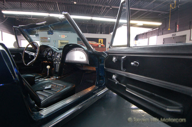 1966 Chevrolet Corvette Convertible - photo 8