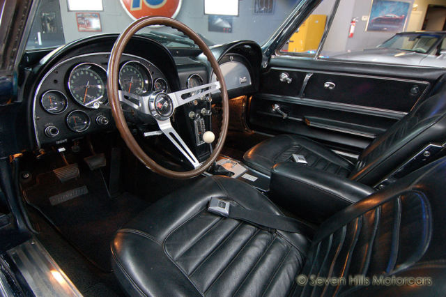 1966 Chevrolet Corvette Convertible - photo 9