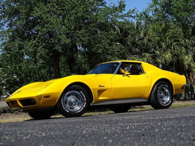 L82 350 CID V8, 4-speed manual. Correct colors inside and out! Numbers Matching! 1973 Chevrolet Corvette