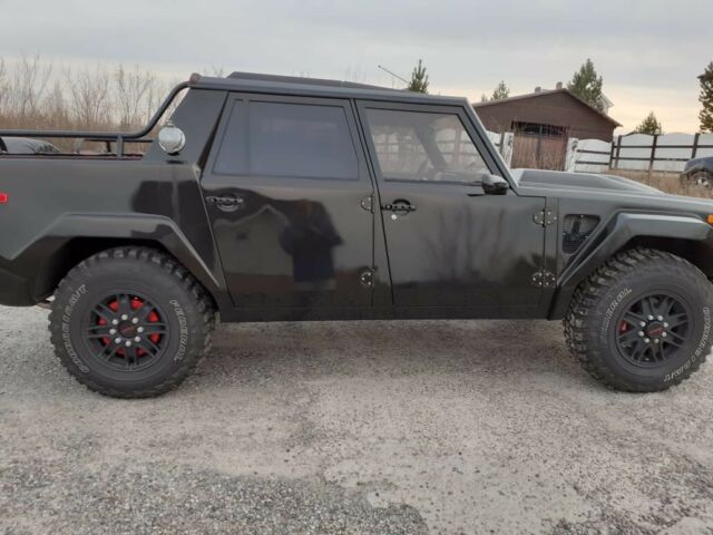 1990 Lamborghini LM002 - photo 5