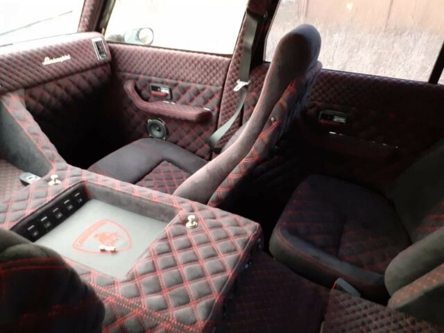 1990 Lamborghini LM002 - photo 8