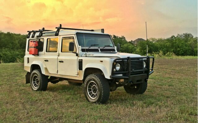 Land Rover 110 ( DEFENDER ) - Aussie-Spec. ISUZU Diesel 4BD1 IN-DASH A/C 1987 Land Rover Defender