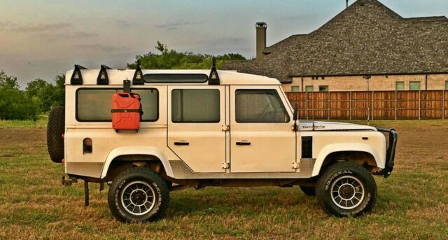1987 Land Rover Defender - photo 2