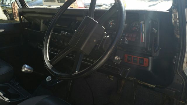 1989 Land Rover Defender 110 - photo 8