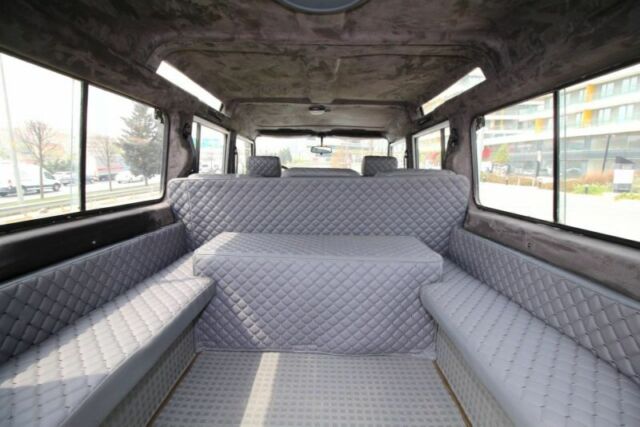 1990 Land Rover Defender 110 - photo 12