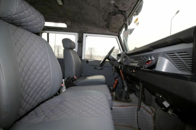 1990 Land Rover Defender 110 - photo 4