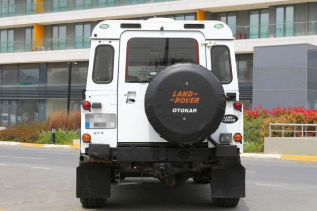 1990 Land Rover Defender 110 - photo 9